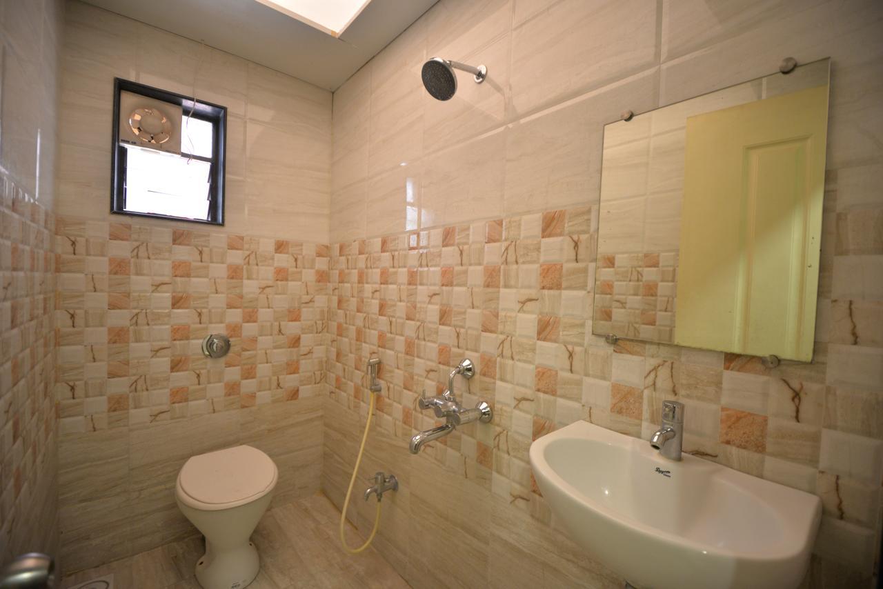 Hotel Radhe Krishna Solapur Ngoại thất bức ảnh